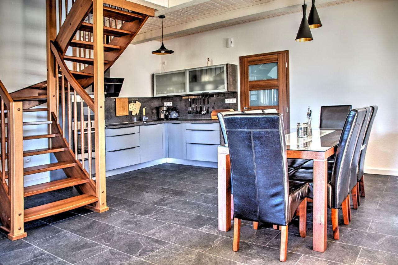 Holiday House Sabala 2 Стара-Лесна Экстерьер фото