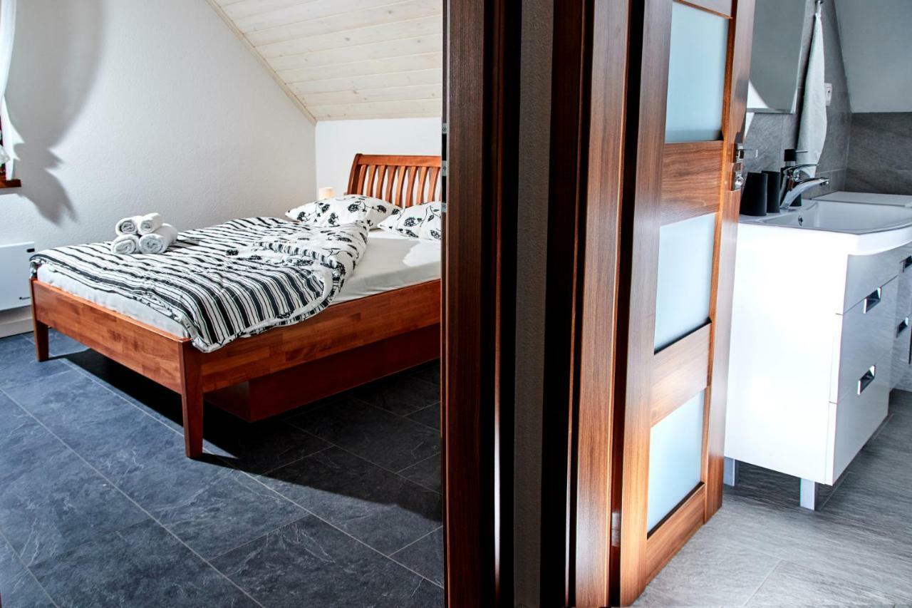 Holiday House Sabala 2 Стара-Лесна Экстерьер фото