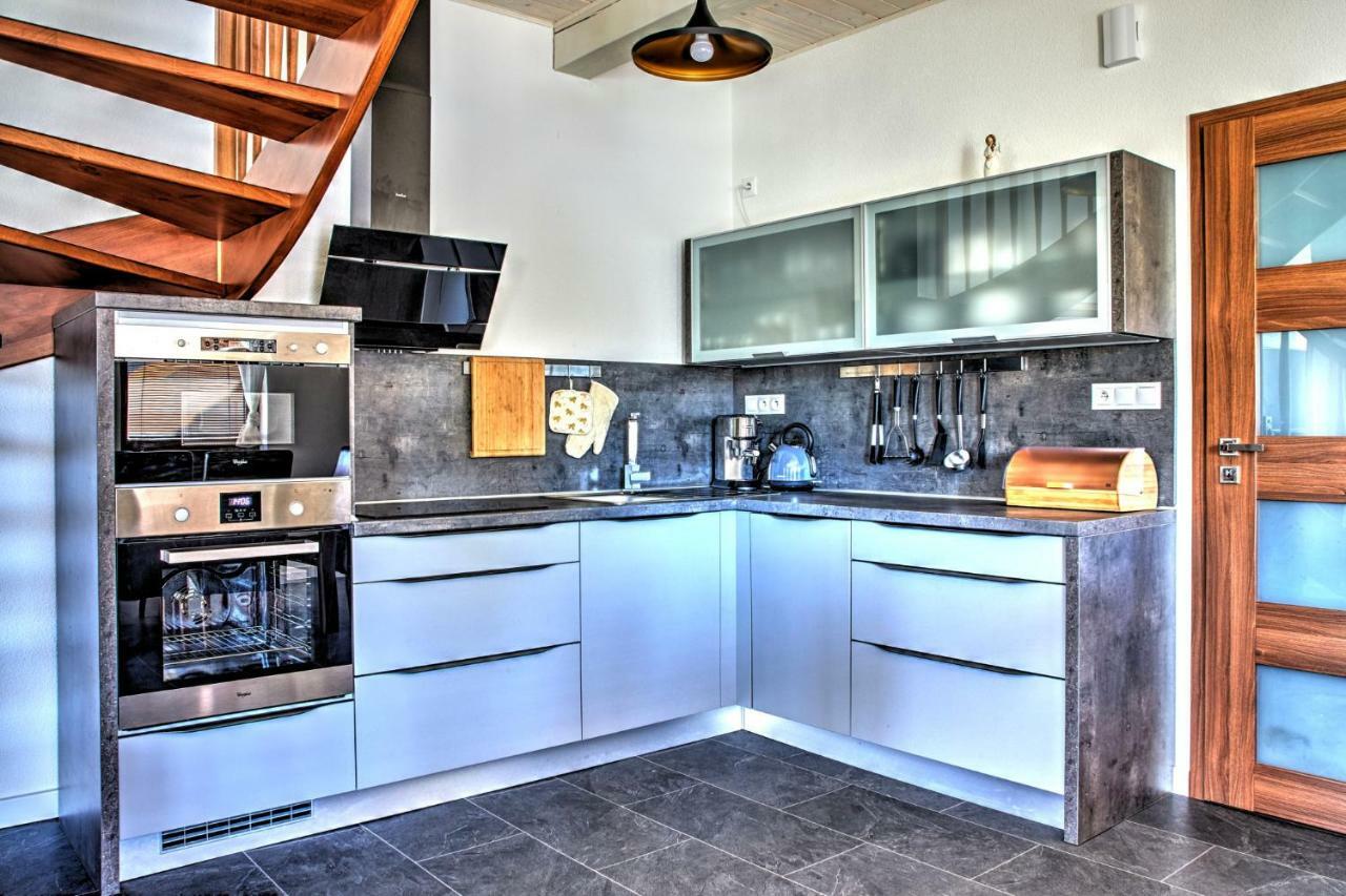 Holiday House Sabala 2 Стара-Лесна Экстерьер фото