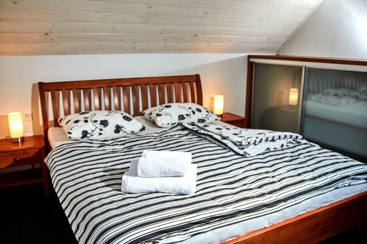 Holiday House Sabala 2 Стара-Лесна Экстерьер фото