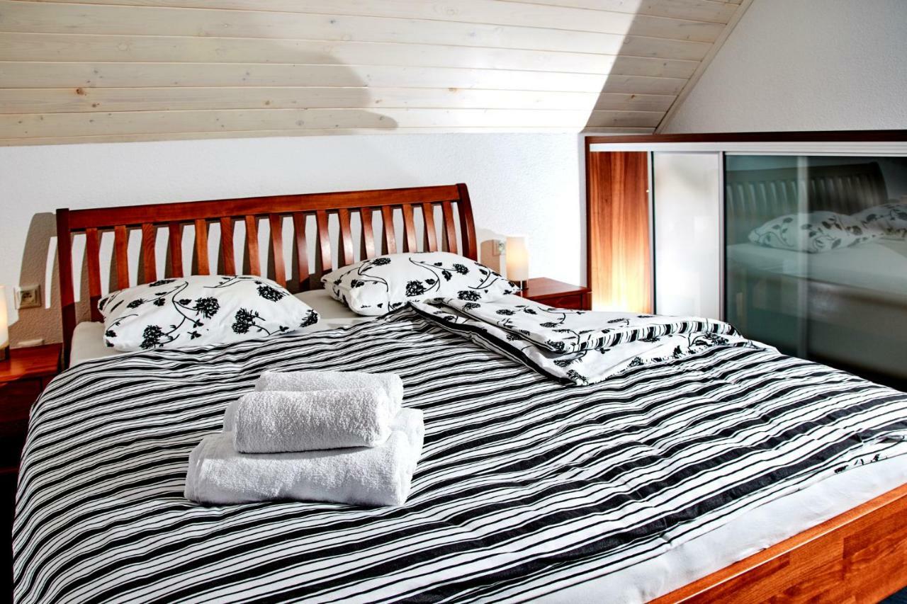 Holiday House Sabala 2 Стара-Лесна Экстерьер фото